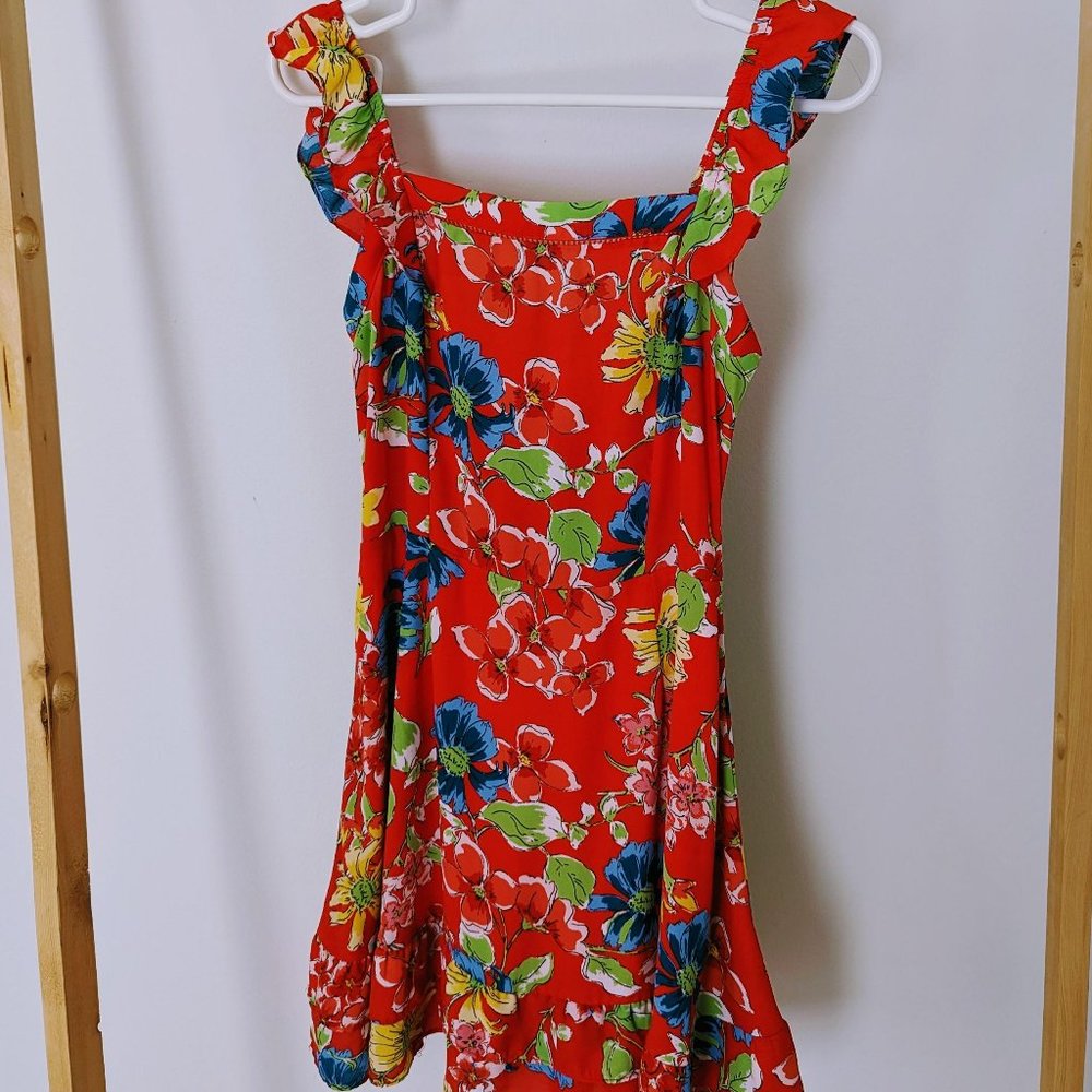 JESSICA SIMPSON Flowery Summer Dress Size M Ruffles on the Shoulders Sleeves